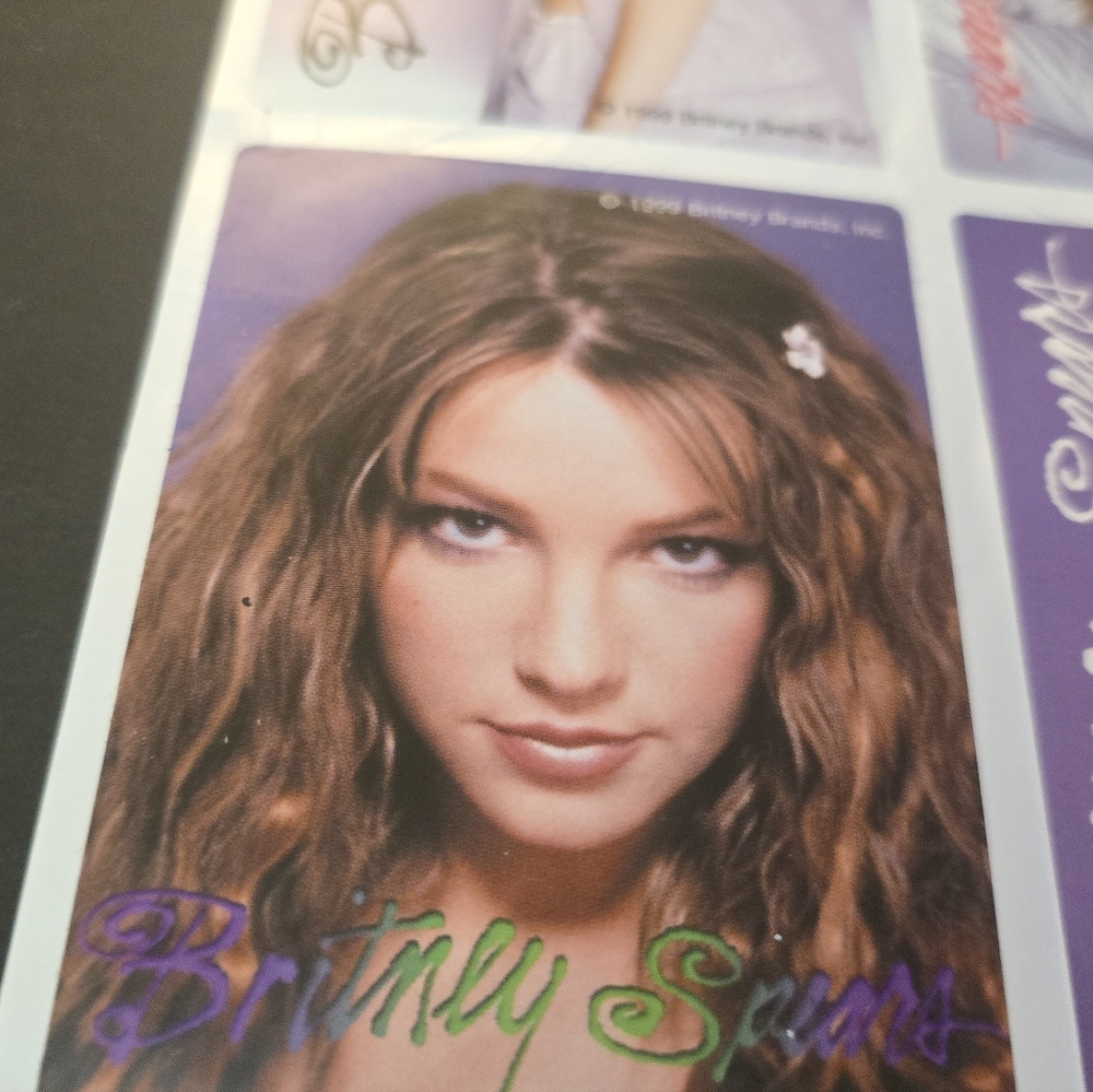 Britney Spears Rare Stickers from 1999 - Collectible - Picture 2 of 8